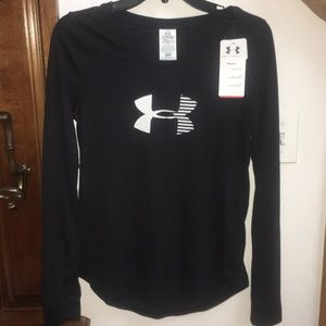 Women's Black under armour long sleeve shirt NWT